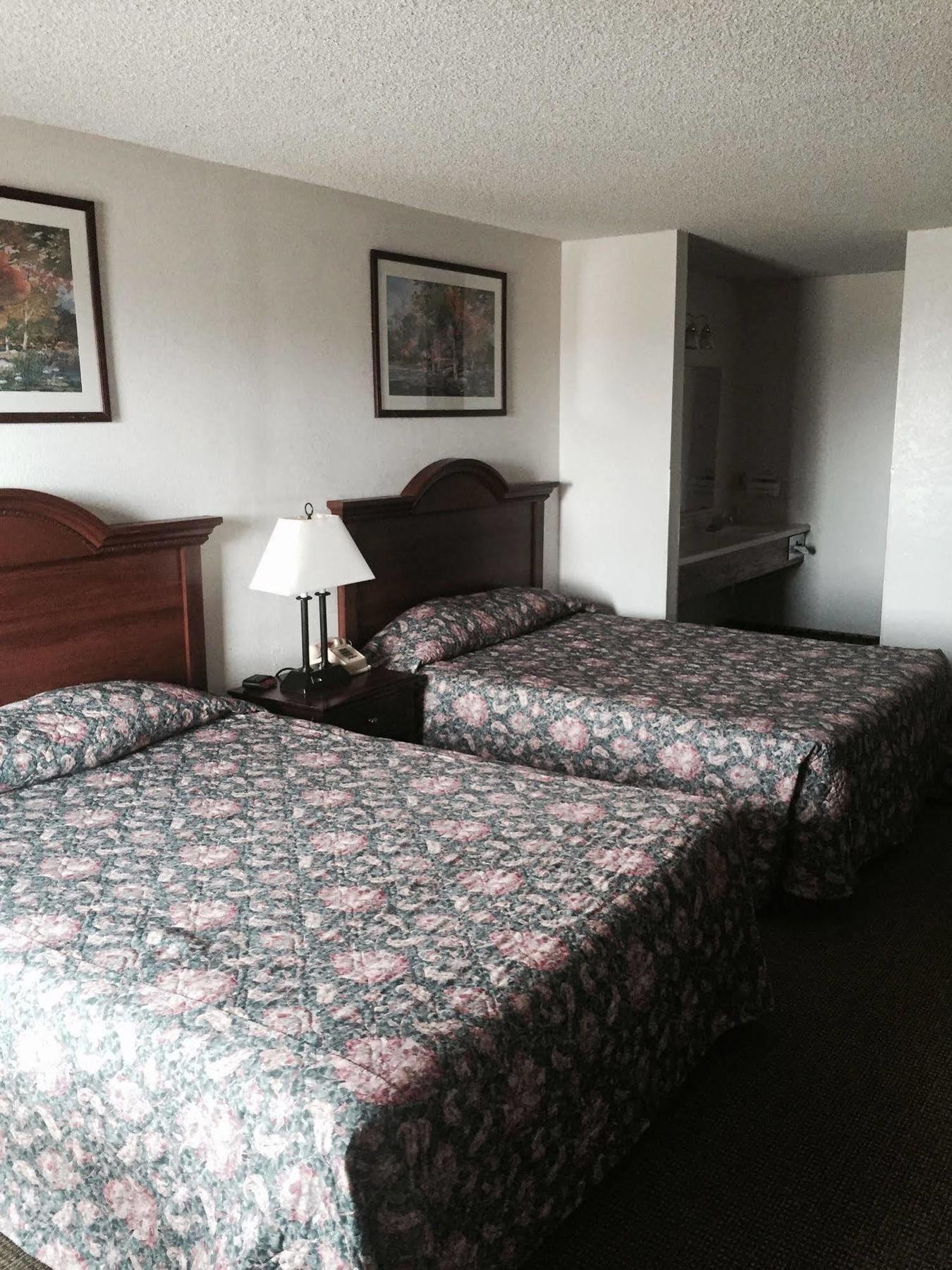 Country Inn Bolivar Εξωτερικό φωτογραφία